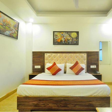 Hotel Noida Delight Luaran gambar