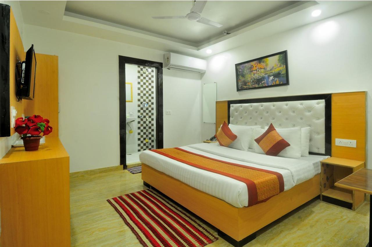Hotel Noida Delight Luaran gambar