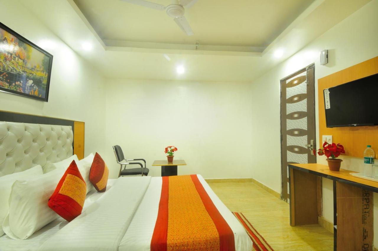 Hotel Noida Delight Luaran gambar