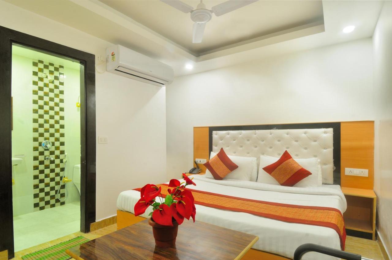 Hotel Noida Delight Luaran gambar